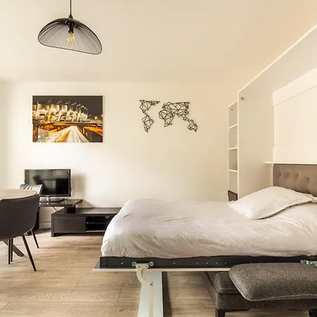 Appartement Du 12eme, Parking Gratuit Et Metro