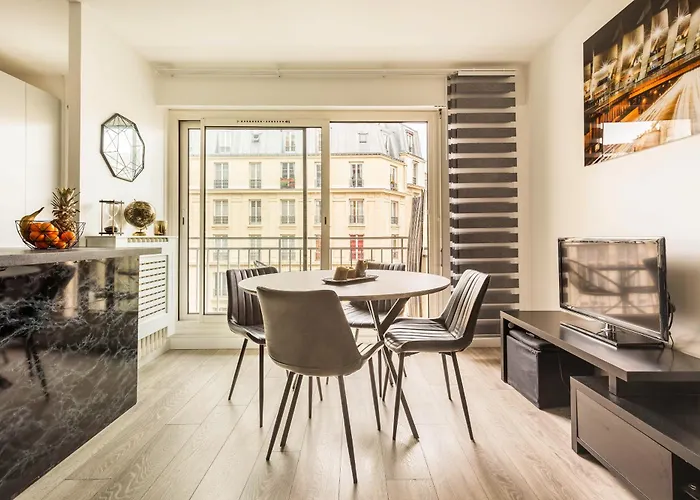 Du 12eme, Parking Gratuit Et Metro * Paris